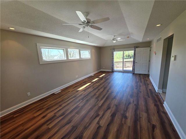 201 E 177th Street, Belton, MO 64012