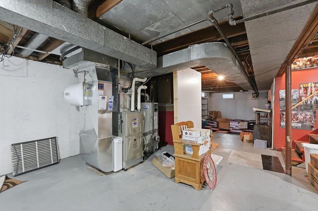 354 Maloney Drive, Fitchburg, WI 53713
