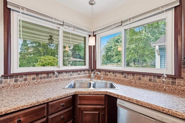 354 Maloney Drive, Fitchburg, WI 53713