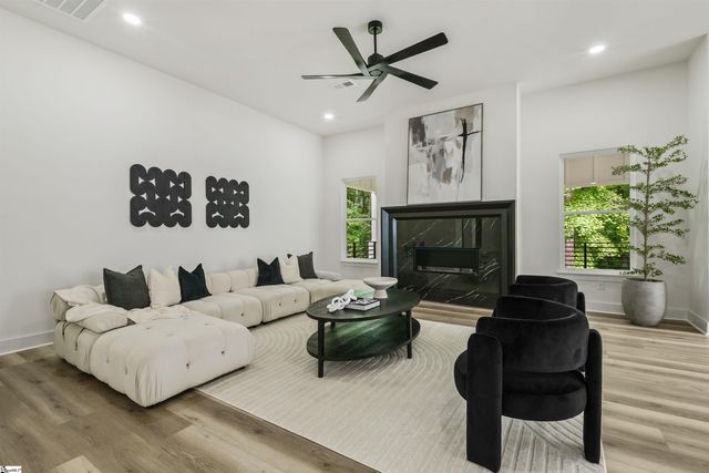 803 Garlington Avenue, Greenville, SC 29615