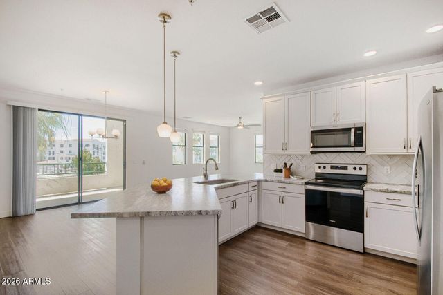 2511 W QUEEN CREEK Road 276, Chandler, AZ 85248