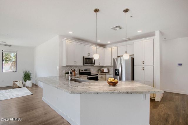 2511 W QUEEN CREEK Road 276, Chandler, AZ 85248