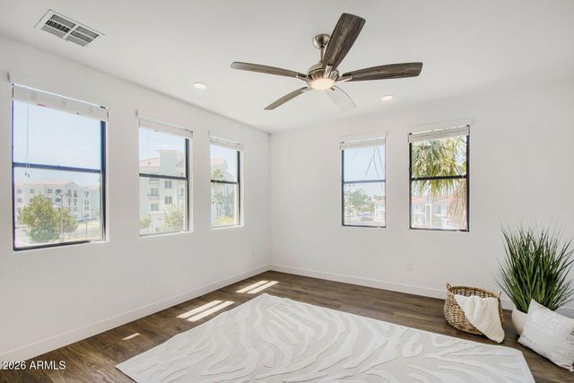 2511 W QUEEN CREEK Road 276, Chandler, AZ 85248