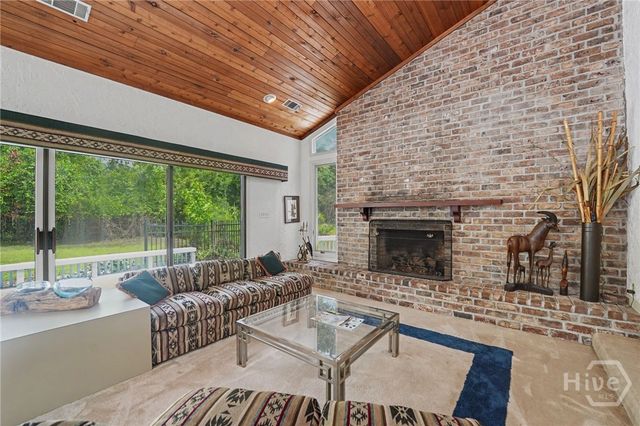 26 Hemingway Drive, Savannah, GA 31411