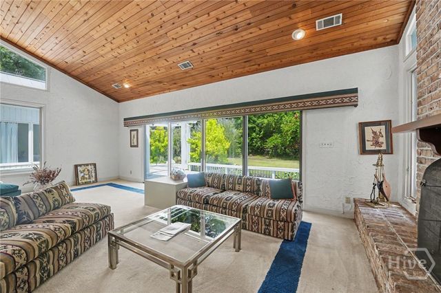 26 Hemingway Drive, Savannah, GA 31411