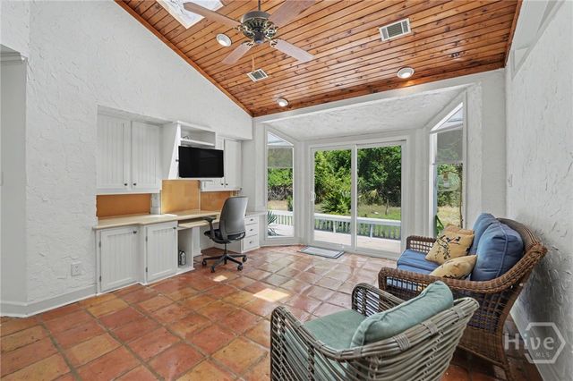 26 Hemingway Drive, Savannah, GA 31411