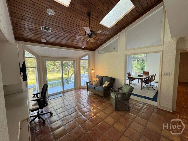 26 Hemingway Drive, Savannah, GA 31411