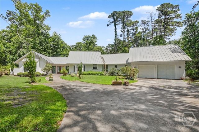 26 Hemingway Drive, Savannah, GA 31411