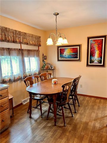 1306 Locust Ave, North Apollo, PA 15673