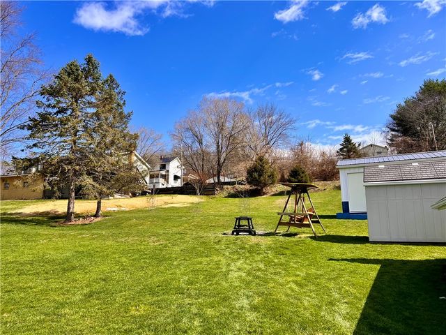 1306 Locust Ave, North Apollo, PA 15673