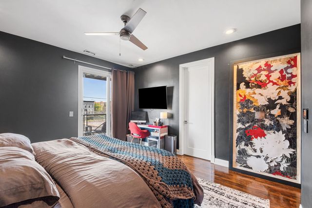 2442 W Madison Street 1, Chicago, IL 60612