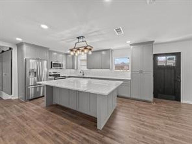 501 Roach Street, Bowie, TX 76230