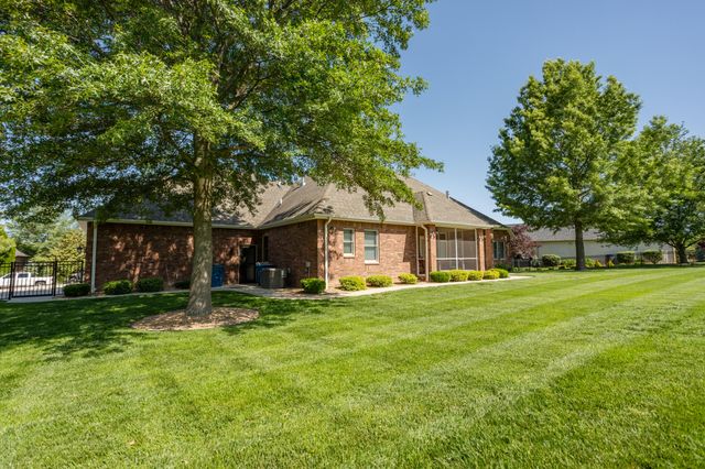 8326 Shinnecock Drive, Nixa, MO 65714
