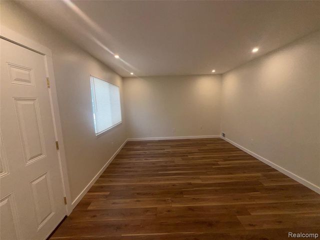 7643 Rivard Avenue, Warren, MI 48091