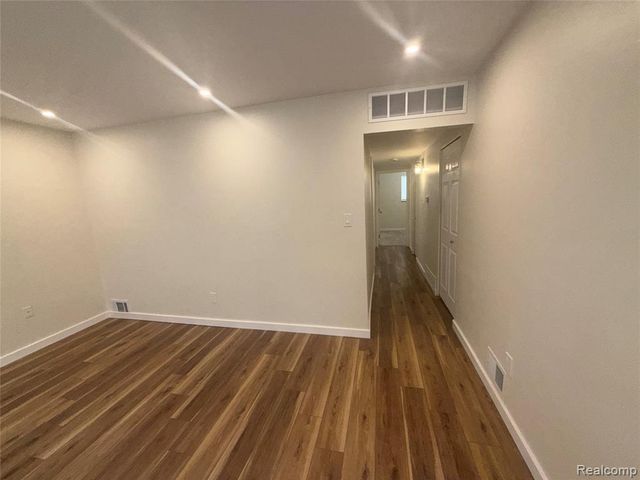 7643 Rivard Avenue, Warren, MI 48091