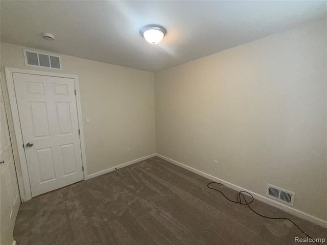 7643 Rivard Avenue, Warren, MI 48091