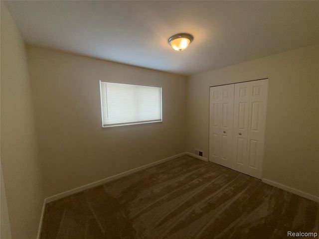 7643 Rivard Avenue, Warren, MI 48091