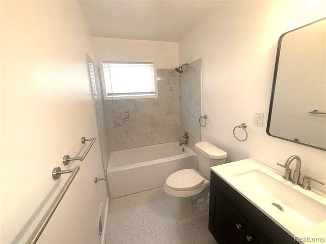 7643 Rivard Avenue, Warren, MI 48091