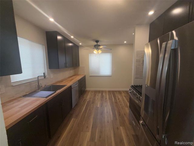 7643 Rivard Avenue, Warren, MI 48091