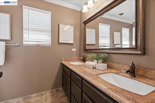 1499 Aspen Ct, Livermore, CA 94551