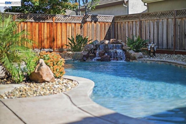 1499 Aspen Ct, Livermore, CA 94551