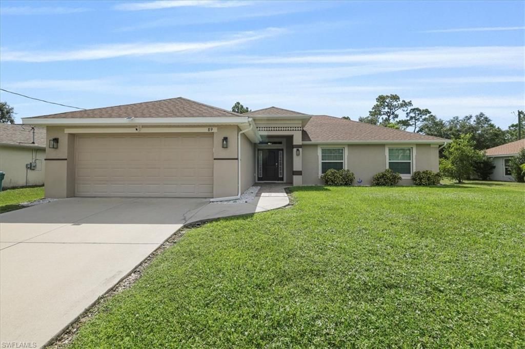 89 Champion ST, Port Charlotte, FL 33953