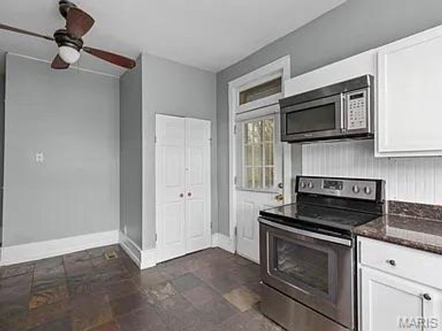 2901 Sidney Street, St Louis, MO 63104