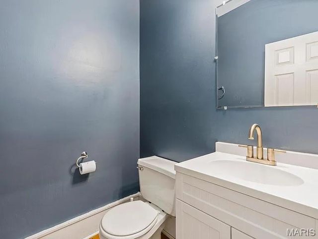 2901 Sidney Street, St Louis, MO 63104