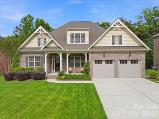 4005 Stonehill Lane, Matthews, NC 28104