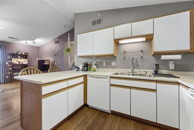 2614 Triple Crown Lane 11, Iowa City, IA 52240