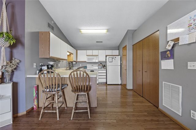 2614 Triple Crown Lane 11, Iowa City, IA 52240