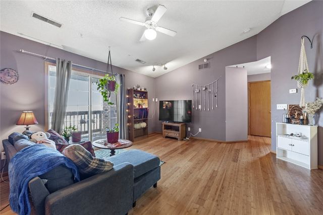 2614 Triple Crown Lane 11, Iowa City, IA 52240