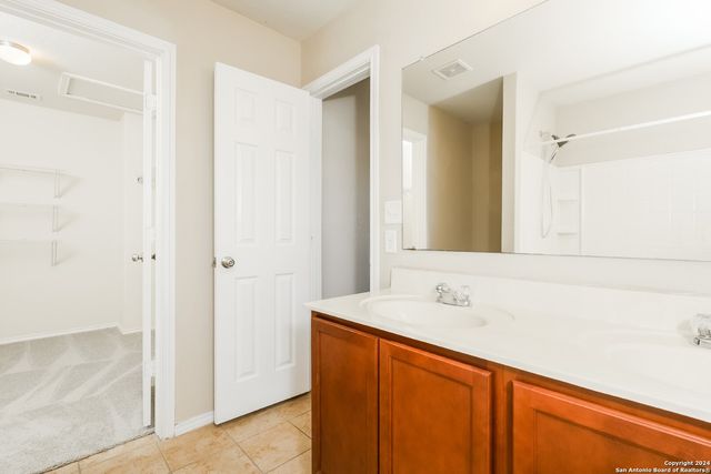 11846 SILVER COINS, San Antonio, TX 78254