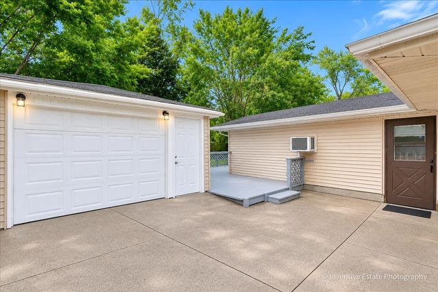 426 Suwanee Street, Park Forest, IL 60466