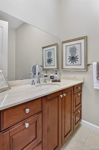 3071 School Lake Drive, Brighton, MI 48114