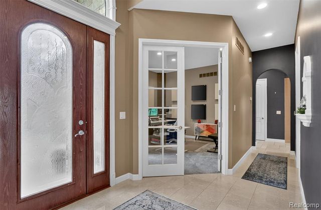 3071 School Lake Drive, Brighton, MI 48114