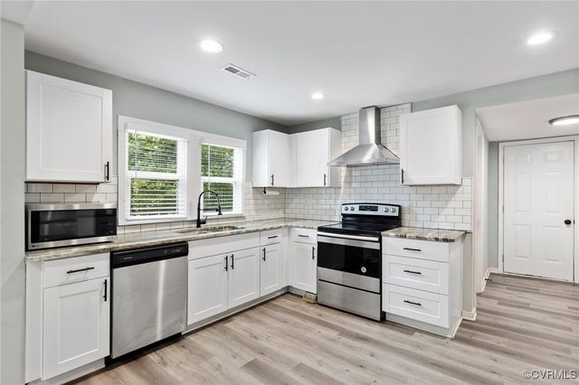2602 Poplar St, Hopewell, VA 23860