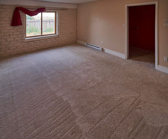 5 Yucca Lane, Moriarty, NM 87035