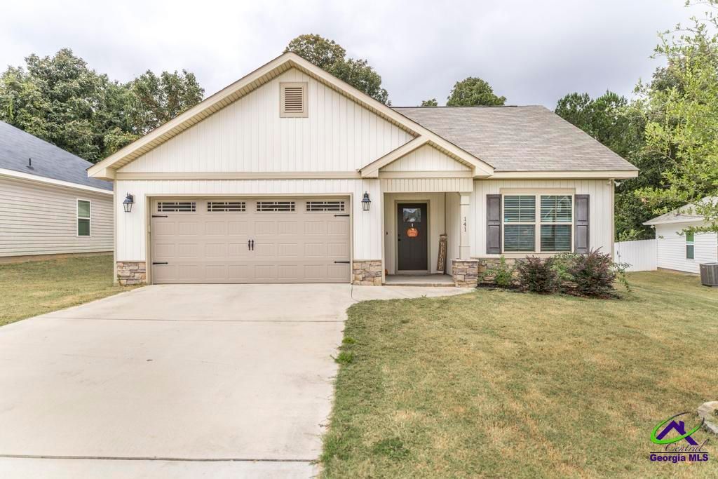 141 Red Tail Circle, Byron, GA 31008