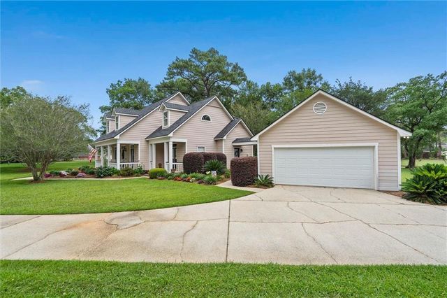 3820 St Andrews Lane W, Mobile, AL 36693