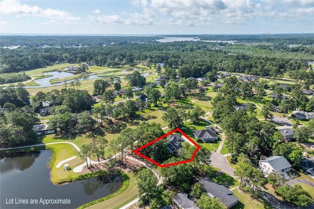 3820 St Andrews Lane W, Mobile, AL 36693