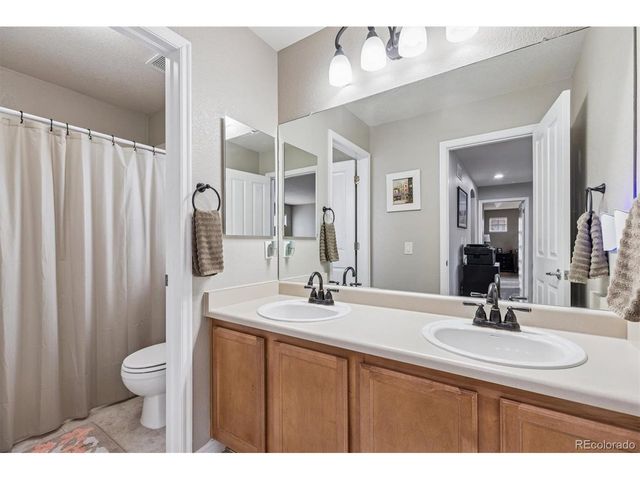 10623 Pearlwood Cir, Highlands Ranch, CO 80126