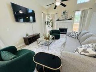 5615 Andalusia Way, Arlington, TX 76017