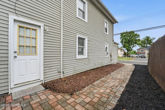 90 Fulton Street, Keyport, NJ 07735