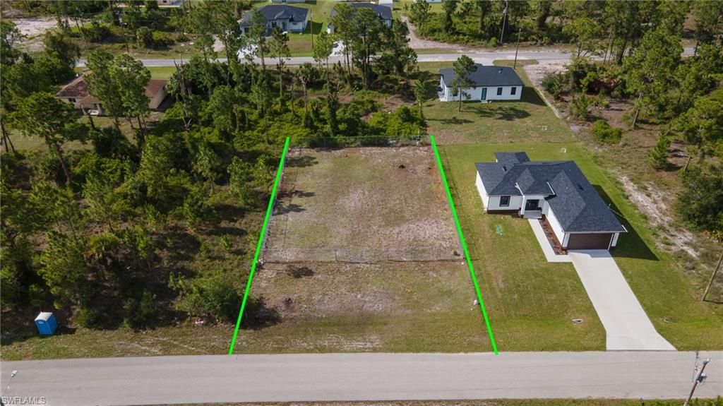 929 Danube ST, Lehigh Acres, FL 33974
