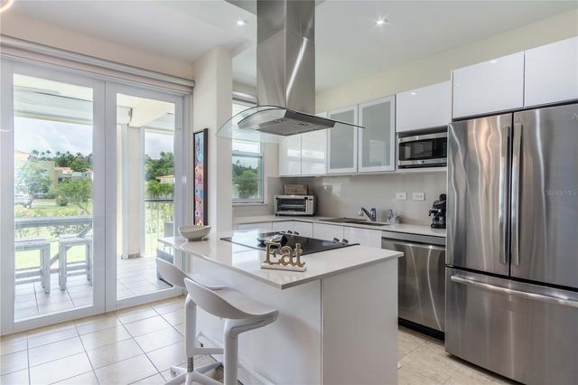 180 PALMAS DRIVE 8-A, Humacao, PR 00791