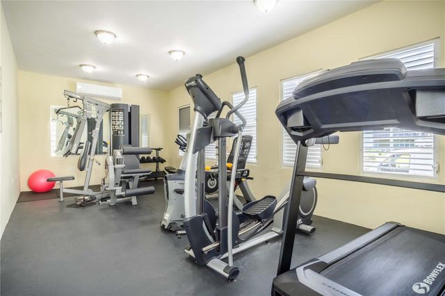 180 PALMAS DRIVE 8-A, Humacao, PR 00791