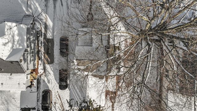 250 E Main Street, New London, OH 44851