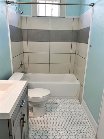 356 Rapier Avenue 101, Mobile, AL 36604