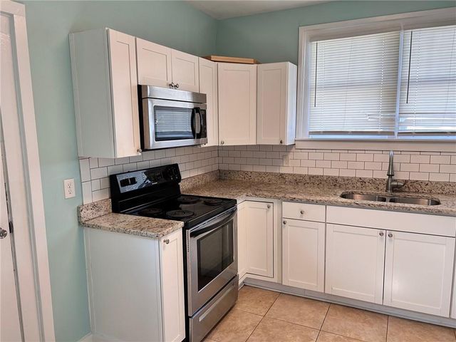 356 Rapier Avenue 101, Mobile, AL 36604